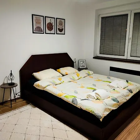 Maya's Cozy Little شقة