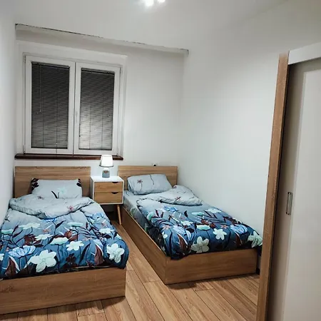 Maya's Cozy Little * سكوبجي